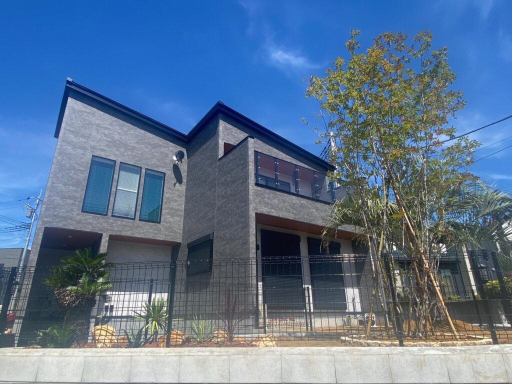 〈COMFORTS南園19〉販売中！